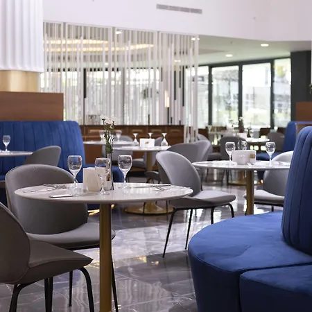 Hotel Seven Seas Blue